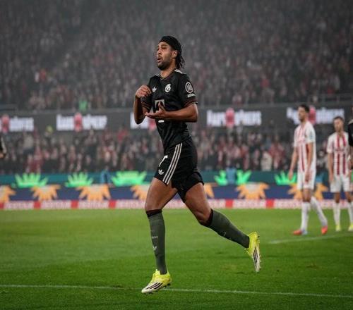 比卢普斯领,军的活塞队,连胜阵容,B体育app下载,B体育官网,B体育官方网站,B体育平台